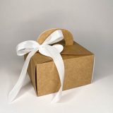 Treat box for 4pk cupcake - pris pr stk kr 20,00 (kit á 10 stk)