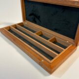 Lite pennal i teak