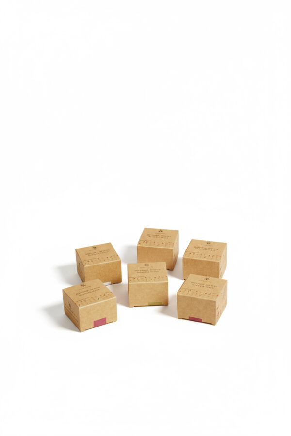 Botanisk Candle Kitchen Lemon Naturlig Duftlys - Rapsvoks og Naturlige Duftoljer - 40 g - Image 2